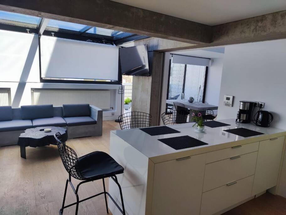 Appartamento Gazi Pool House Atene Esterno foto